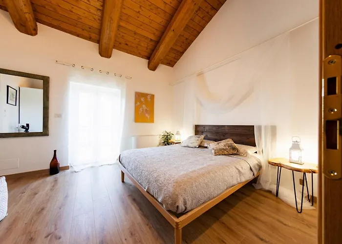 Barbara - Slow Wine Estate With Private Pool, Air Conditioning And Panoramic Views On Wineyards