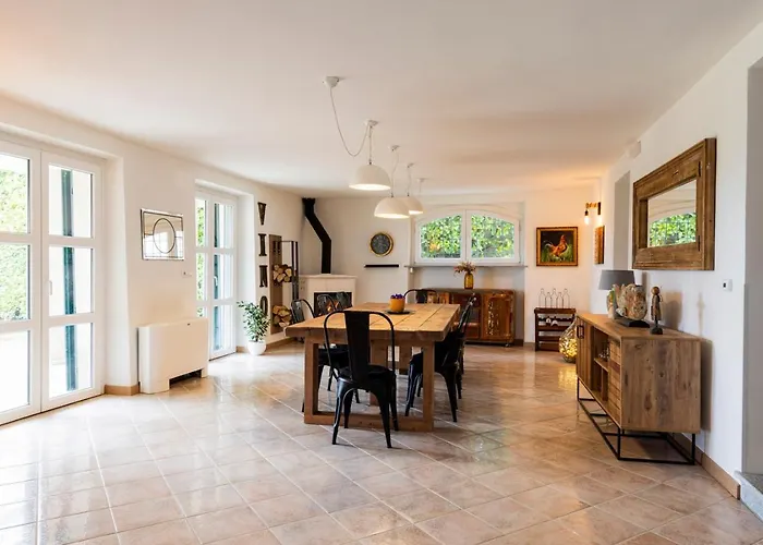 Barbara - Slow Wine Estate With Private Pool, Air Conditioning And Panoramic Views On Wineyards Villa